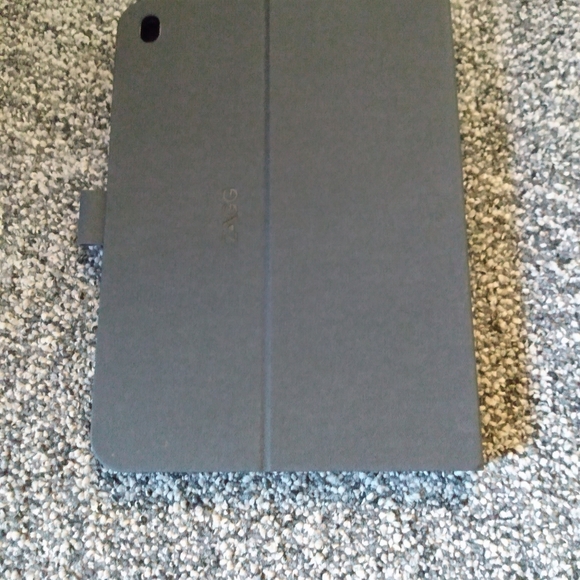 Zagg Case with Keyboard for Ipad Air 4 and 5 - Picture 3 of 6